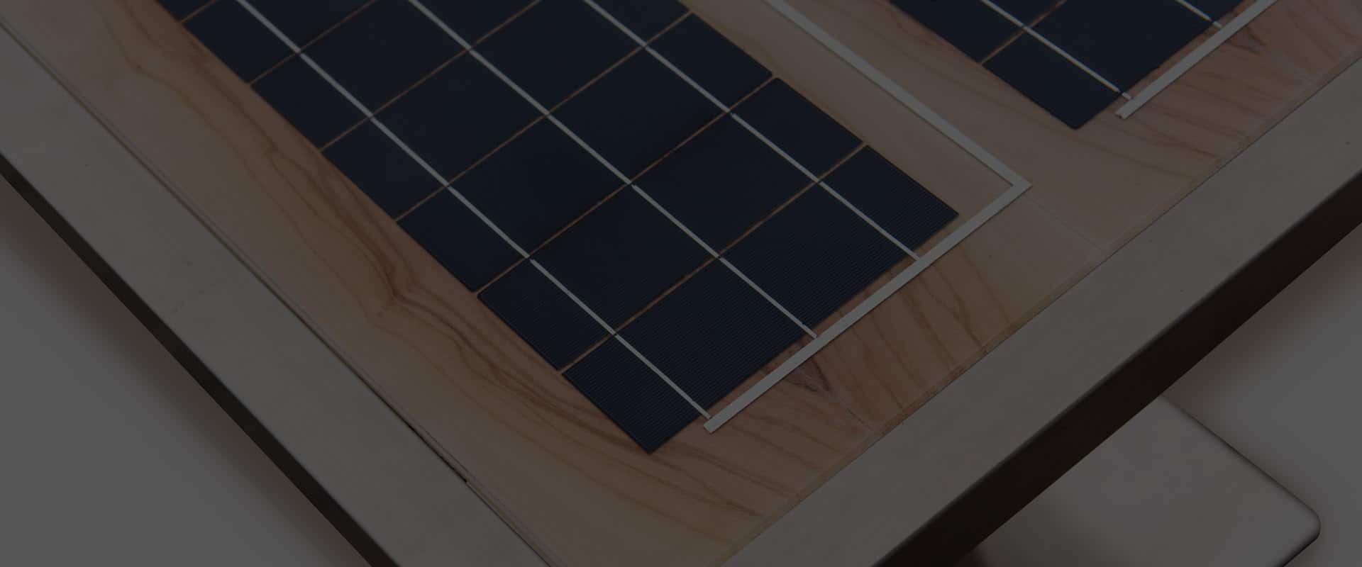 Elegante Solar-Aufladetische | Solarmöbel | Solarlösungen